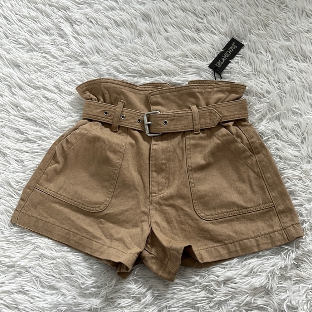 Blank NYC High Waist Tan Shorts - Picture 2 of 10